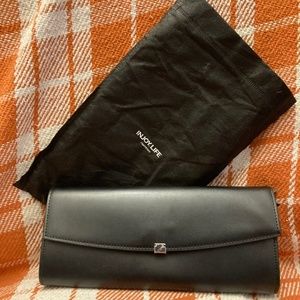 Black injoy.life wallet NWOT  comes with the brand bag